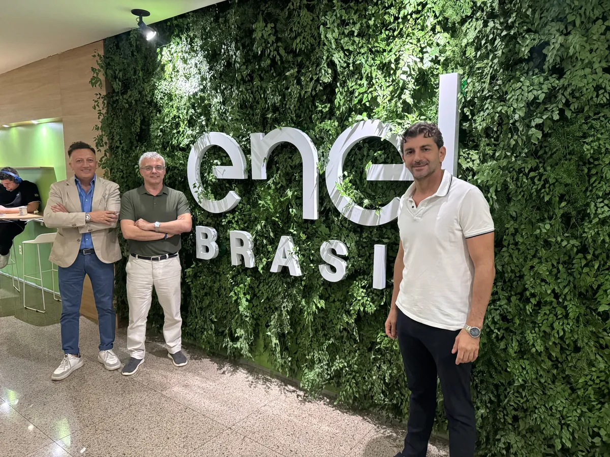 Mission delegation visiting the Enel Brasil headquarters